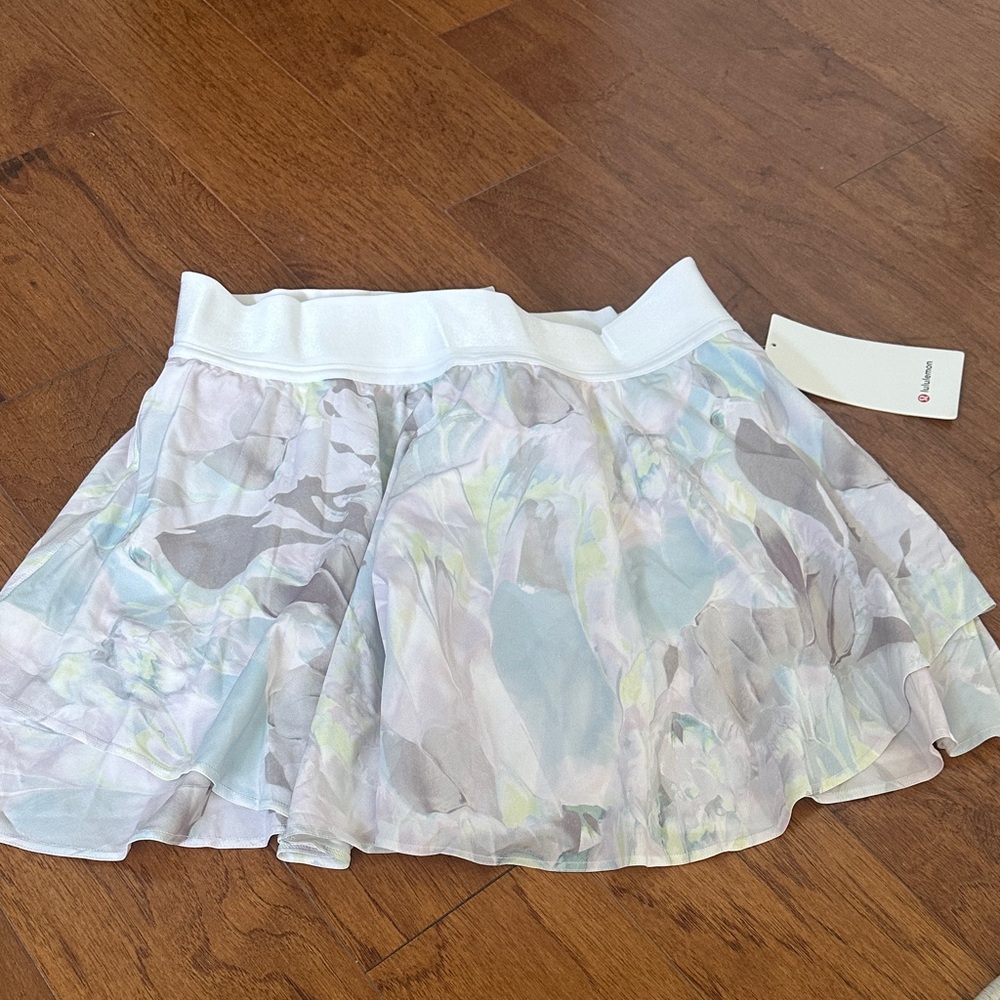 Lululemon Floral Women's Skirt